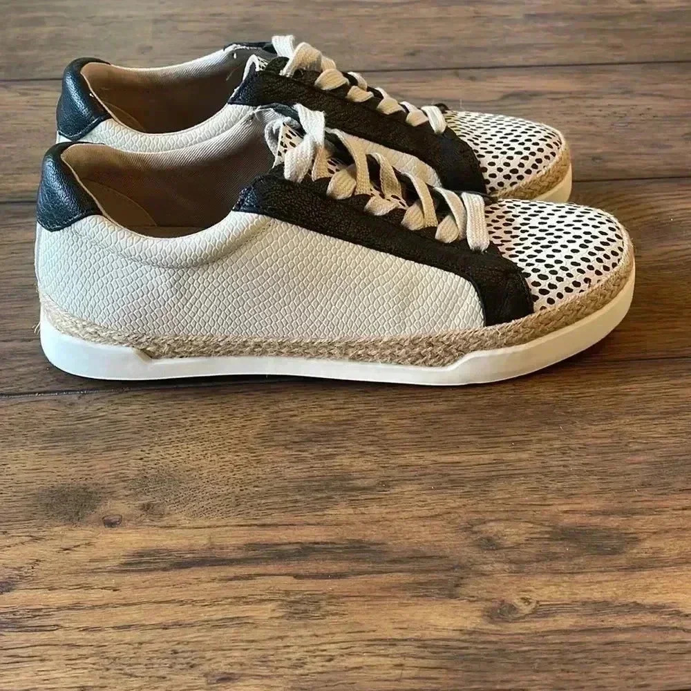 Crown Vintage Adelite Sneaker Lace Up Black/Cream Women’s sz 8M - Picture 5 of 9